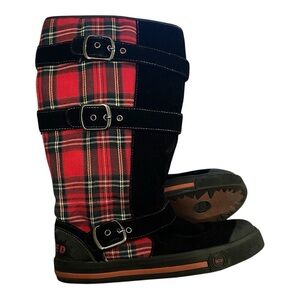 Wanted plaid boots with buckles